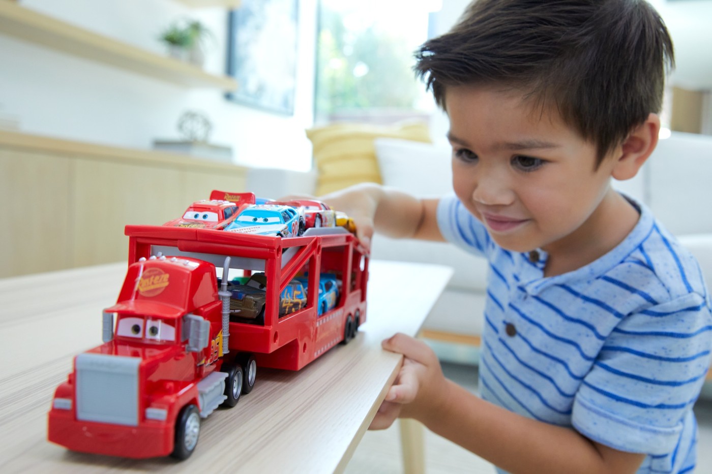 CARS TRANSPORTATORUL MACK - imagine 3