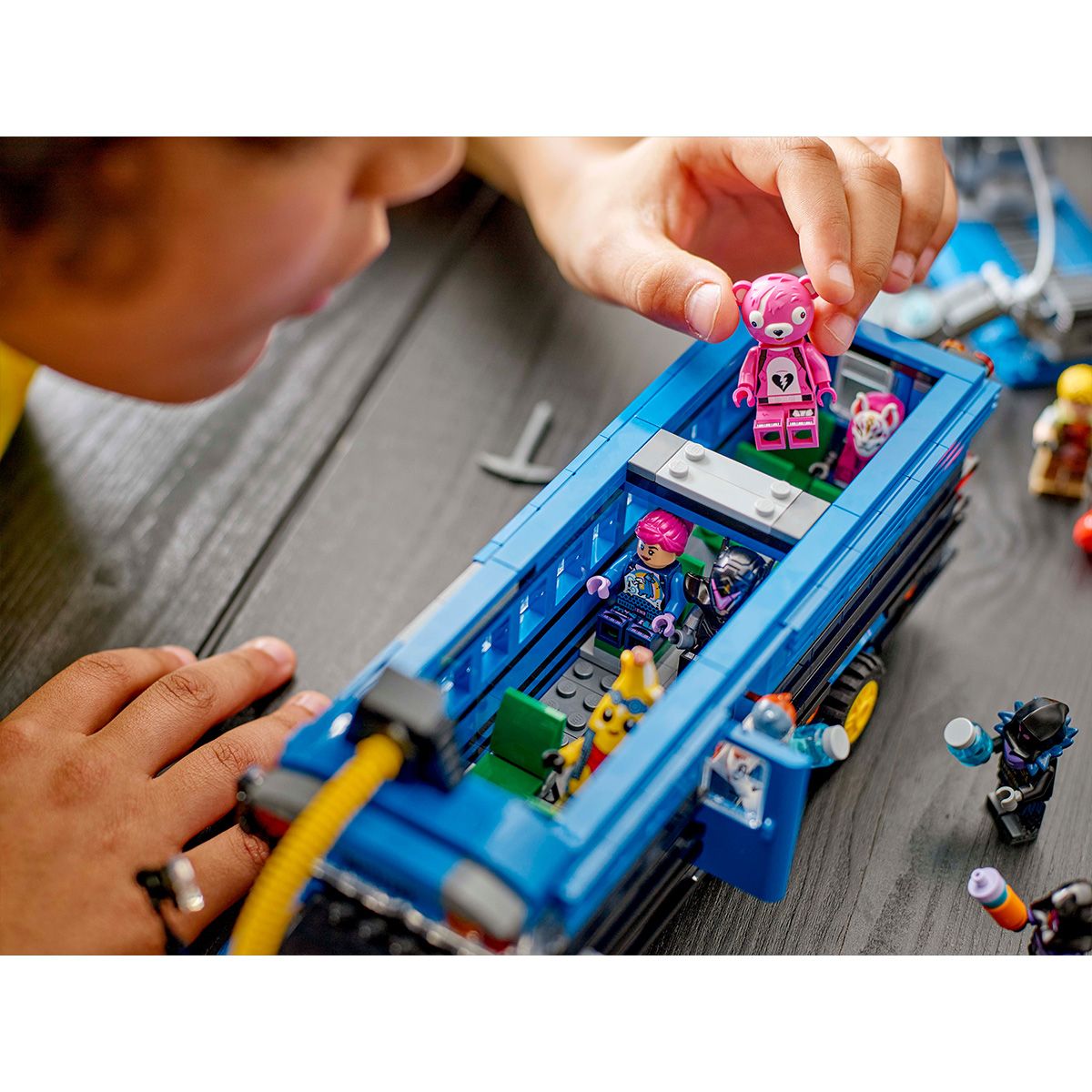 LEGO FORTNITE AUTOBUZUL DE LUPTA 77073 - imagine 5