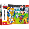 Puzzle Trefl Disney Mickey Mouse, Mickey pe terenul de sport 100 piese Puzzle Trefl Disney Mickey Mouse, Mickey pe terenul de sport 100 piese