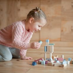 Jucarie din lemn, Cubika, Kit 50 de piese de constructie – Pastel