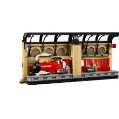 Alternative view of LEGO HARRY POTTER COLTUL CU CARTI EXPRESUL HOGWARTS 76450