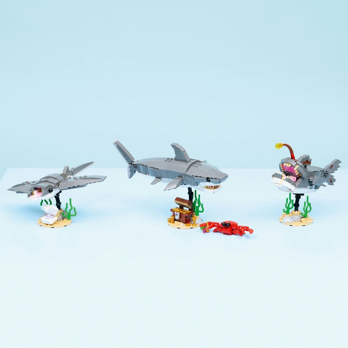 LEGO CREATOR RECHIN FEROCE CU UN CUFAR DE COMORI 31381 - imagine 9