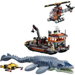 Alternative view of LEGO JURASSIC WORLD UN MOSASAURUS ATACA O BARCA 77983